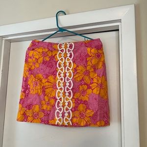 Lily Pulitzer skirt with pockets- size 4